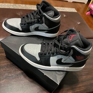 Nike Air Jordan 1 Black and Gray
